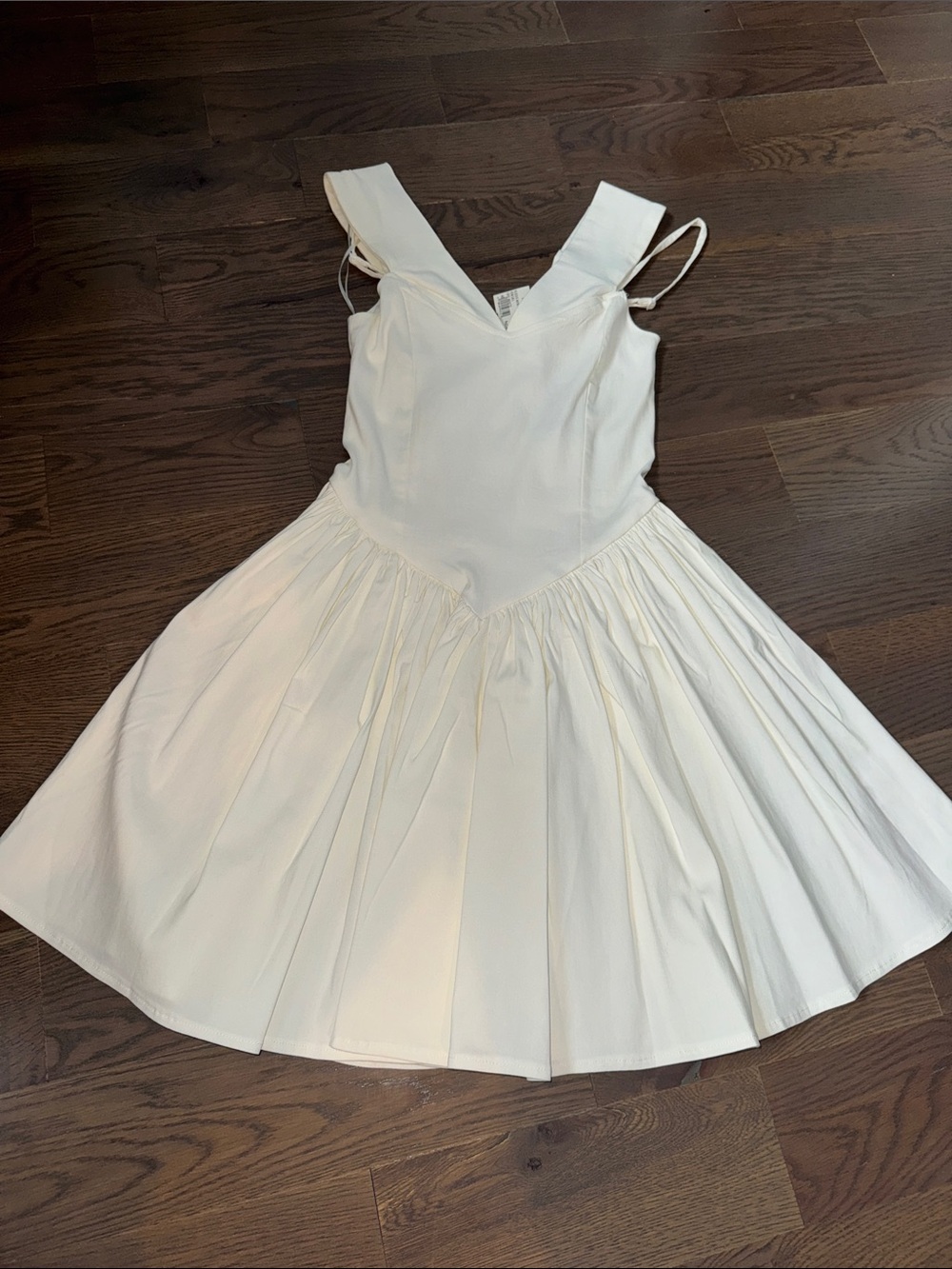 Off white V-Neck Pleated dress